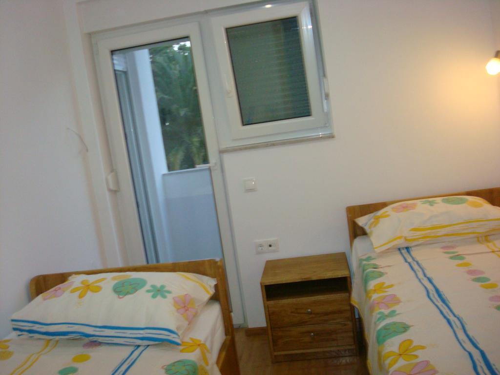 Apartments President Novalja Exterior foto